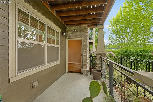 630 NE Adwick Dr, Hillsboro, OR 97006 - view of balcony