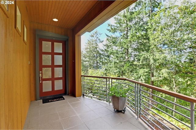 entrance to property with a balcony