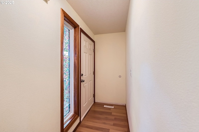 121 SE 34th Cir, Troutdale, OR 97060 - hallway featuring light wood-style floors