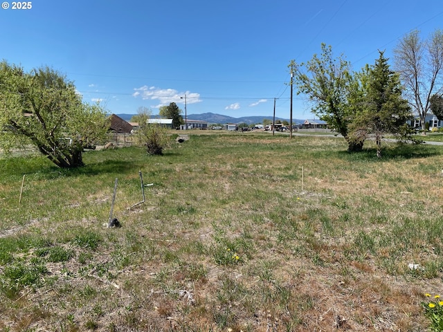 465 D St, North Powder, OR 97867