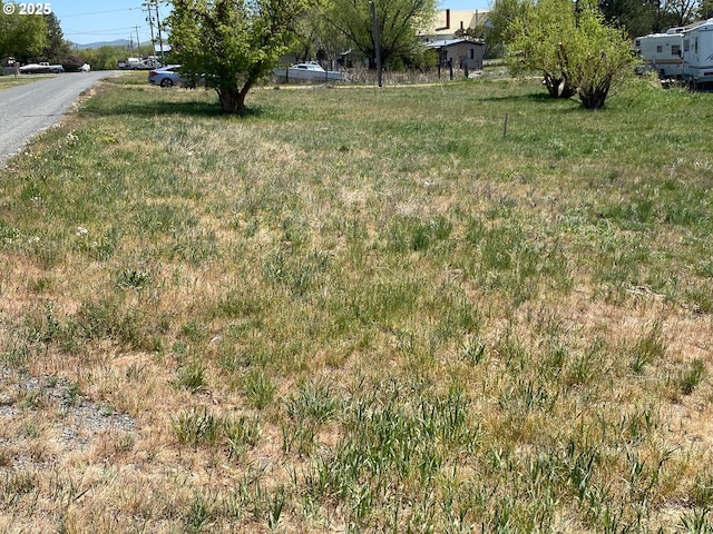 465 D St, North Powder, OR 97867