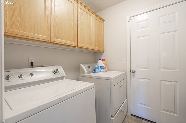 1227 Trent Ave, Keizer, OR 97303 - laundry area with independent washer and dryer and cabinet space