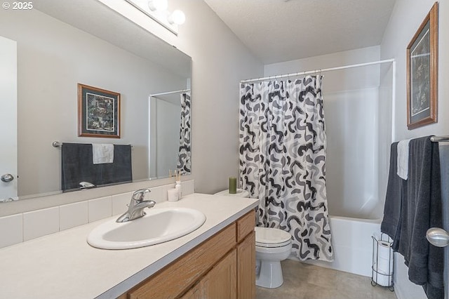 1227 Trent Ave, Keizer, OR 97303 - full bath featuring toilet, vanity, and shower / bath combo with shower curtain