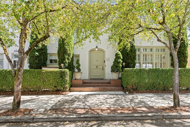 view of front of house