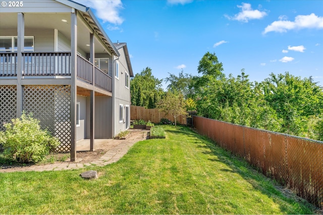 6902 SW Taylors Ferry Rd, Portland, OR 97223 - view of fenced backyard
