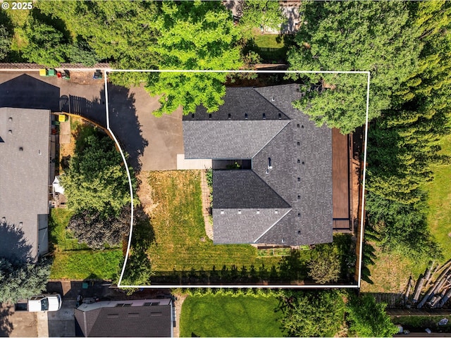 6902 SW Taylors Ferry Rd, Portland, OR 97223 - aerial overview of property's location with property parcel outlined