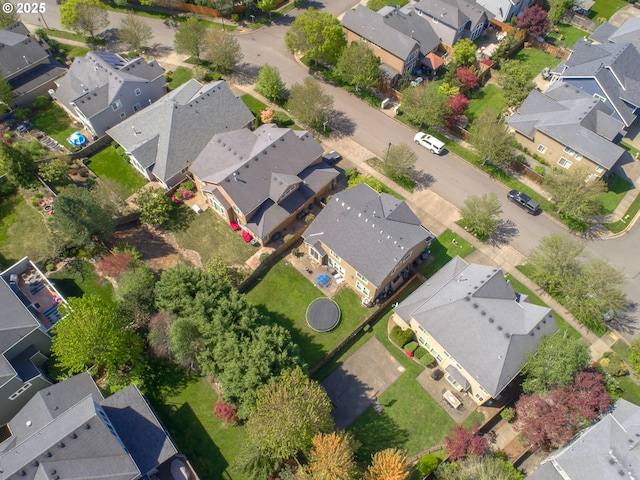 180 N The Greens Ave, Newberg, OR 97132 - aerial perspective of suburban area