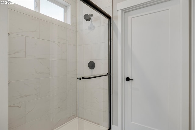 1332 SE 14th Ave, Canby, OR 97013 - full bath with a shower stall