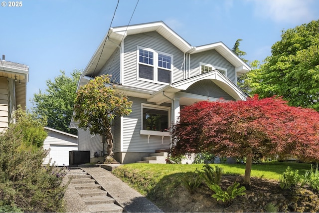 2814 NE 34th Ave, Portland, OR 97212 - view of front of home featuring an outbuilding and a garage