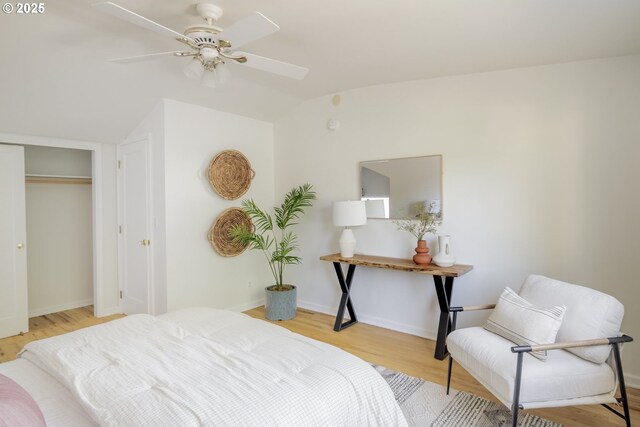 2814 NE 34th Ave, Portland, OR 97212 - bedroom featuring lofted ceiling, light wood-style floors, baseboards, a ceiling fan, and a closet
