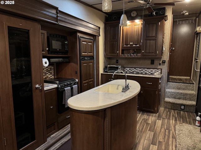 232 Horseshoe Bnd, Florence, OR 97439