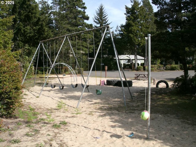 232 Horseshoe Bnd, Florence, OR 97439