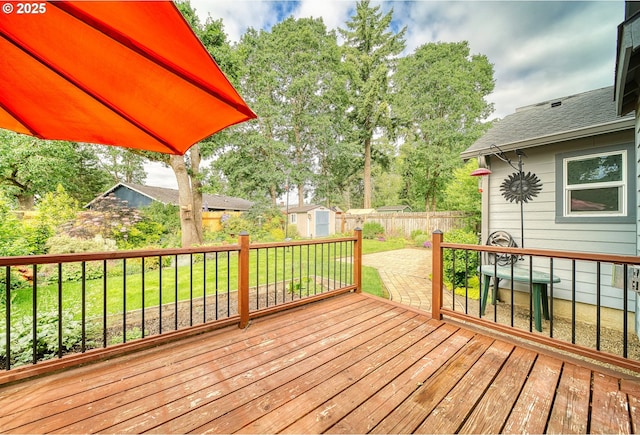 2639 Sykes Rd, Saint Helens, OR 97051 - wooden terrace with view of scattered trees