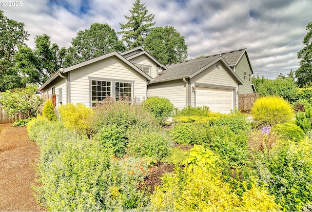 2639 Sykes Rd, Saint Helens, OR 97051 - view of front of property featuring a garage