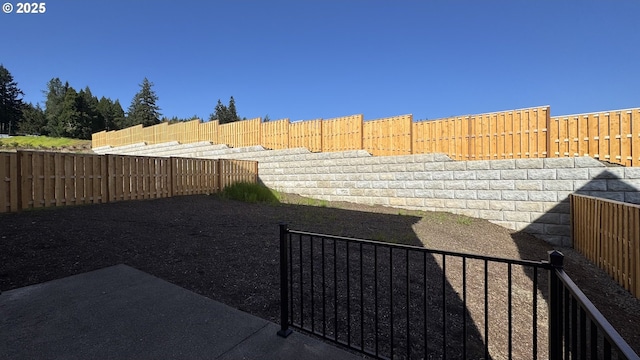 11684 SW 178th Dr, Beaverton, OR 97007 - fenced backyard with a patio area