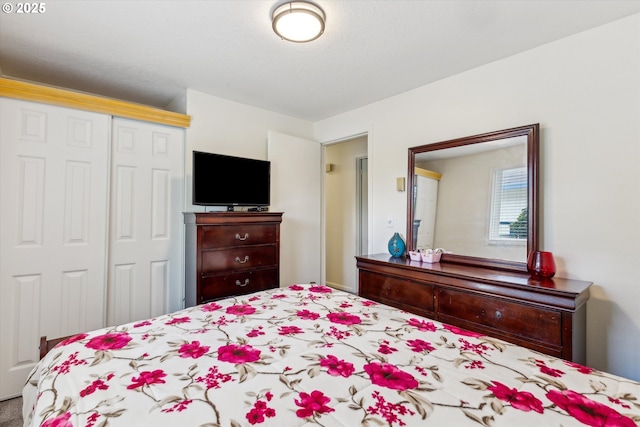 18366 SW Jann Dr, Beaverton, OR 97003 - carpeted bedroom with a closet