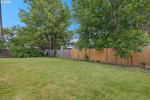 18366 SW Jann Dr, Beaverton, OR 97003 - view of yard