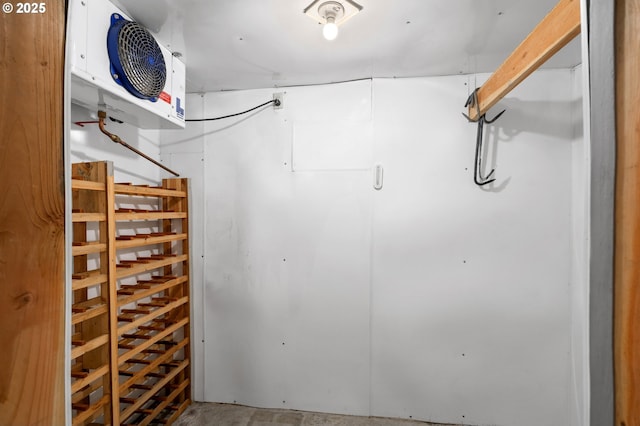 1911 SW Vista Pl, Pendleton, OR 97801 - wine area with ac unit
