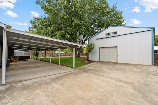 1911 SW Vista Pl, Pendleton, OR 97801 - detached garage featuring concrete driveway