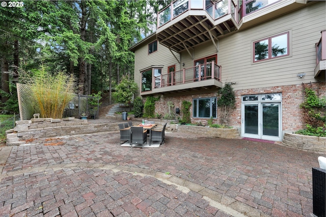 3758 Pine Canyon Dr, Eugene, OR 97405 - view of patio featuring a balcony