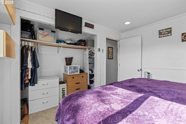 1910 Lincoln St, North Bend, OR 97459 - carpeted bedroom featuring crown molding, a closet, and recessed lighting