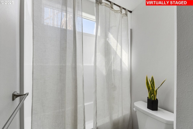 1203 NE Emerald Dr, Hermiston, OR 97838 - full bathroom with toilet