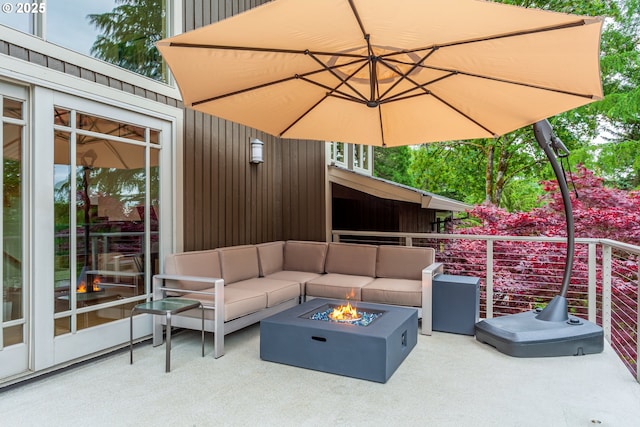 11 Da Vinci St, Lake Oswego, OR 97035 - view of patio / terrace featuring an outdoor living space with a fire pit