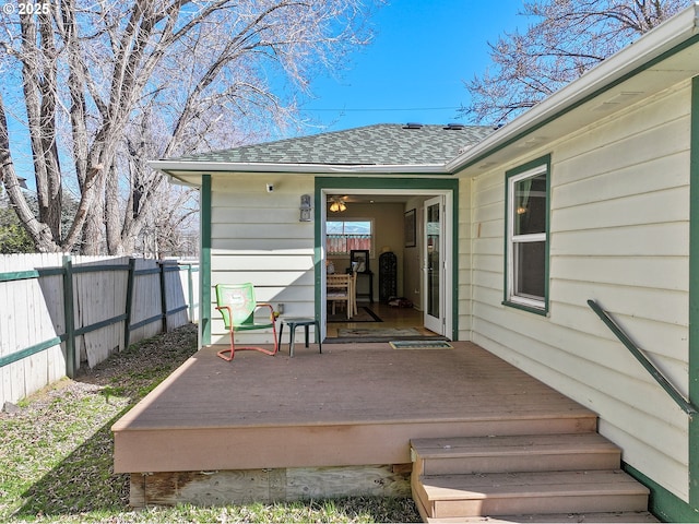 deck with fence