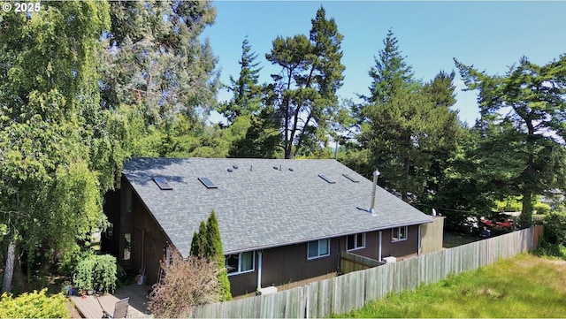 2011/2013 Ohio Ave, North Bend, OR 97459 - back of house featuring roof with shingles