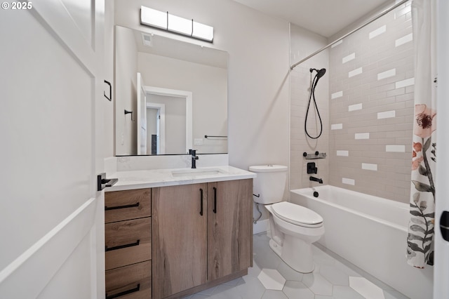 2417 NE 2nd Ct, Battle Ground, WA 98604 - bathroom featuring vanity, toilet, shower / tub combo with curtain, and tile patterned floors