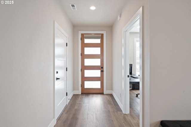 2417 NE 2nd Ct, Battle Ground, WA 98604 - foyer entrance featuring wood finished floors, baseboards, and recessed lighting