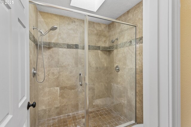 13555 SW Hiteon Ct, Beaverton, OR 97008 - bathroom with a shower stall