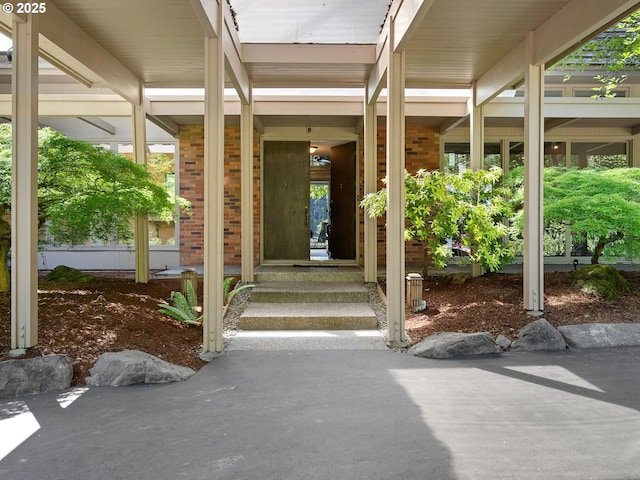 6600 SW Montgomery Way, Wilsonville, OR 97070 - entrance to property featuring brick siding