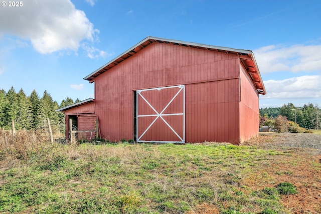 view of outbuilding