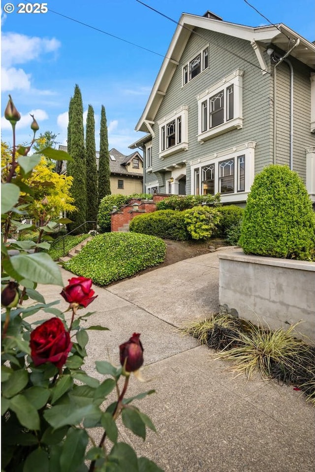 2424 NW Northrup St, Portland, OR 97210 - view of front facade