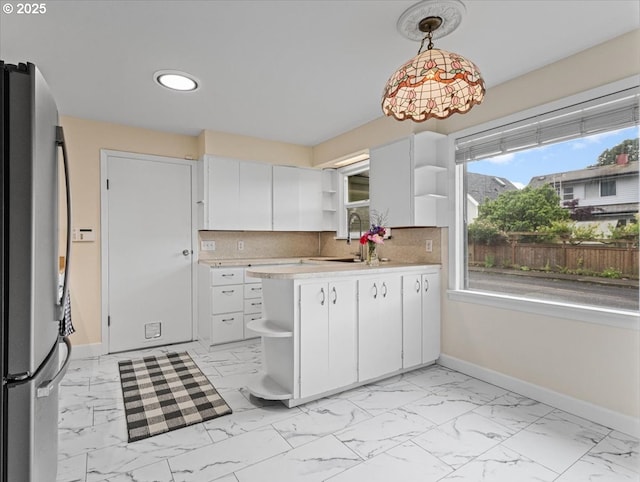 4501 NW Washington St, Vancouver, WA 98663 - kitchen featuring open shelves, freestanding refrigerator, baseboards, and recessed lighting