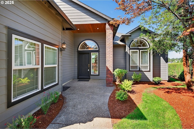 21401 NE Shore Dr, Fairview, OR 97024 - entrance to property