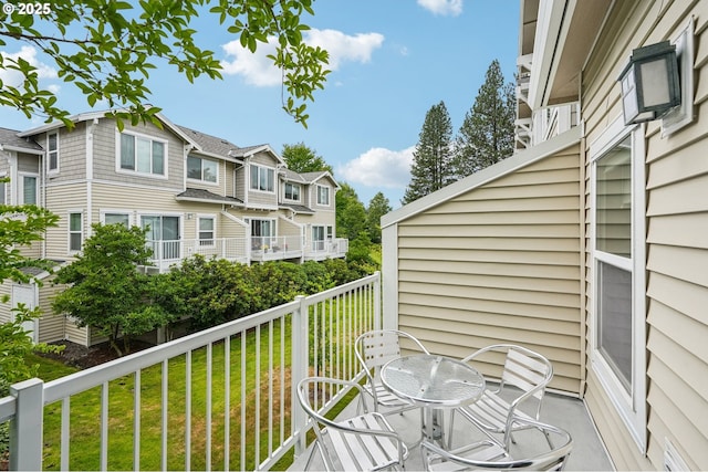 16040 SW Audubon St Unit 101, Beaverton, OR 97003 - deck featuring a residential view and a lawn