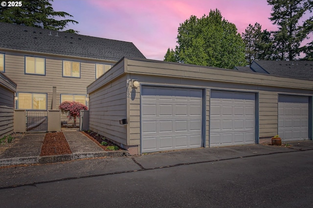 220 NE Village Squire Ave, Gresham, OR 97030 - view of garage