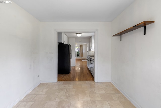 2000 Harney St, Vancouver, WA 98660 - hallway featuring baseboards