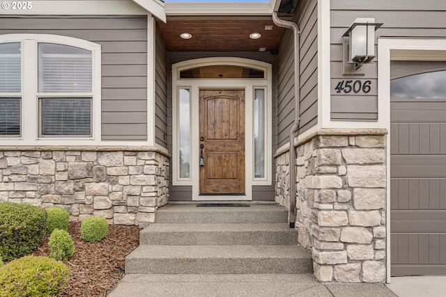4506 NE 121st St, Vancouver, WA 98686 - property entrance with stone siding