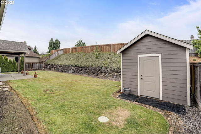 4506 NE 121st St, Vancouver, WA 98686 - view of yard with an outdoor structure, a shed, and a patio