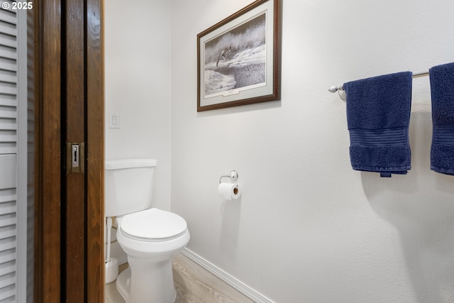 540 Montara Way, Eugene, OR 97405 - bathroom with baseboards and wood finished floors