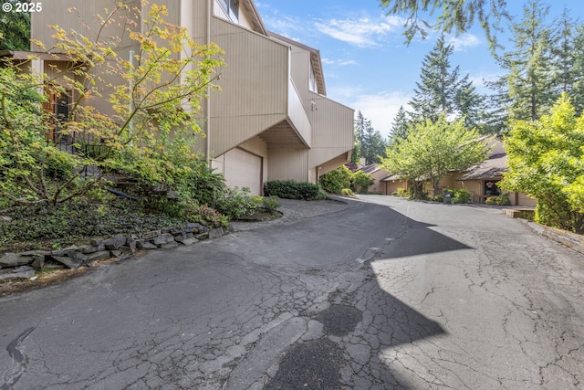 540 Montara Way, Eugene, OR 97405 - view of asphalt road