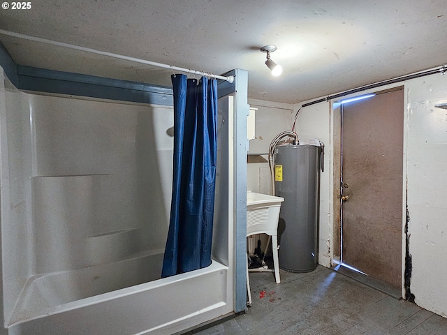 bathroom featuring sink, shower / tub combo, and water heater