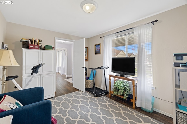 4931 NE Mink Ct, Salem, OR 97305 - living area featuring dark wood-type flooring