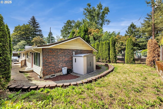 2117 Kauffman Ave, Vancouver, WA 98660 - view of yard with a storage unit