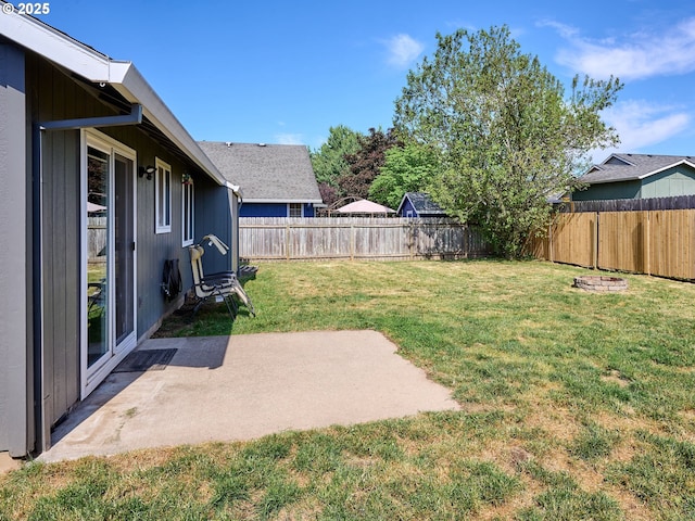 1201 Meadow Dr, Molalla, OR 97038 - fenced backyard featuring a patio