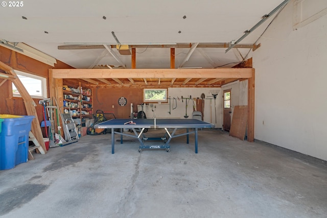 13015 E Burnside St, Portland, OR 97233 - view of garage