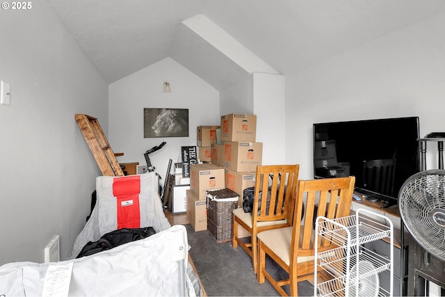 3730 Hemlock Pl SE, Albany, OR 97322 - bedroom featuring vaulted ceiling